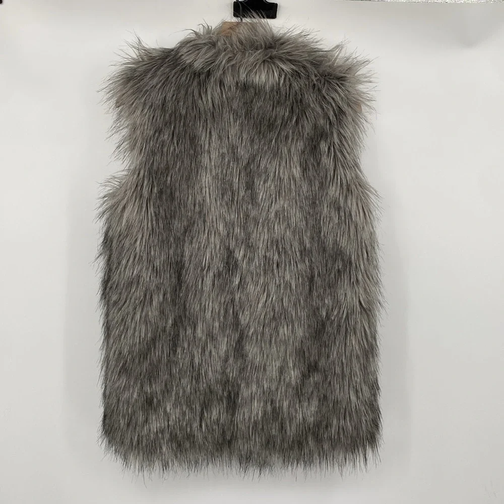Lovers + Friends Gray Faux Fur Vest Women’s Small Camille Revolve Open‎ Front - Picture 9 of 13